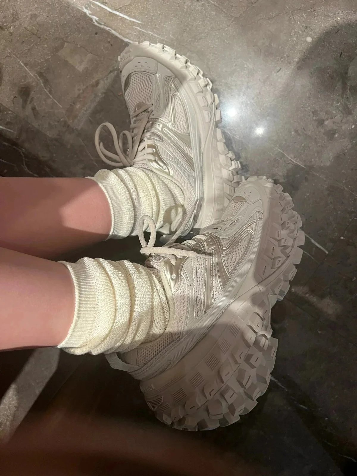 발렌시아가 디펜더